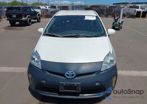 2013 Toyota Prius Three из США, поврежденный, VIN JTDKN3DU5D5567211